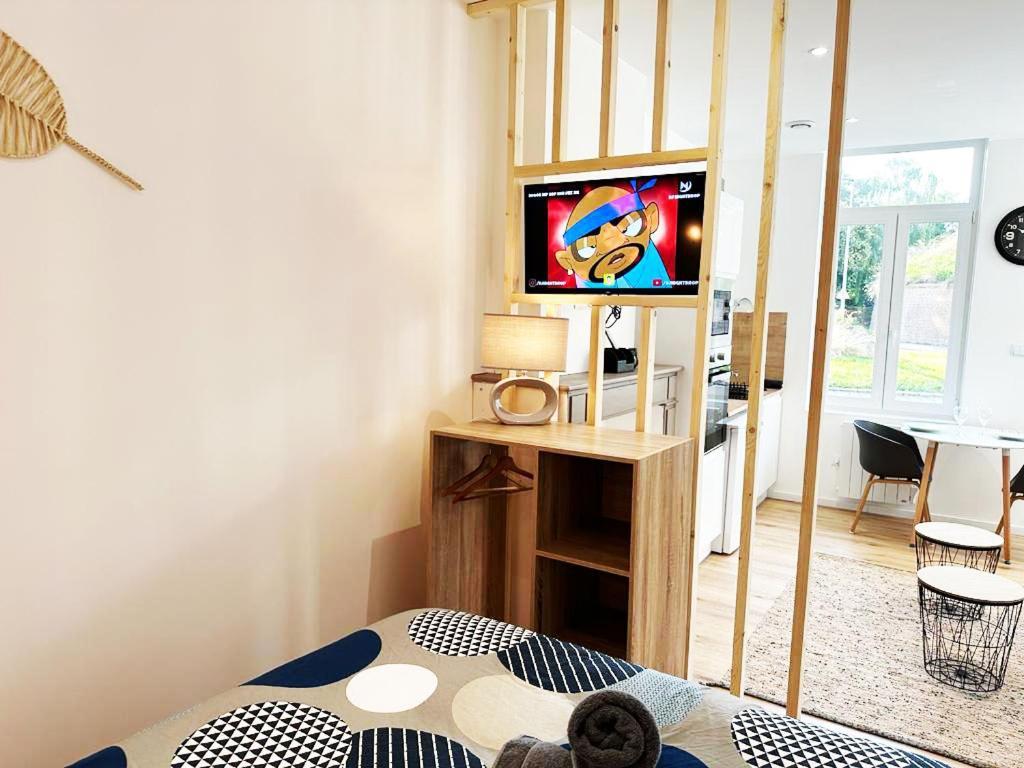 Lerelaisdodile Cambrai - Hyper Centre - Free Wifi Apartment ภายนอก รูปภาพ